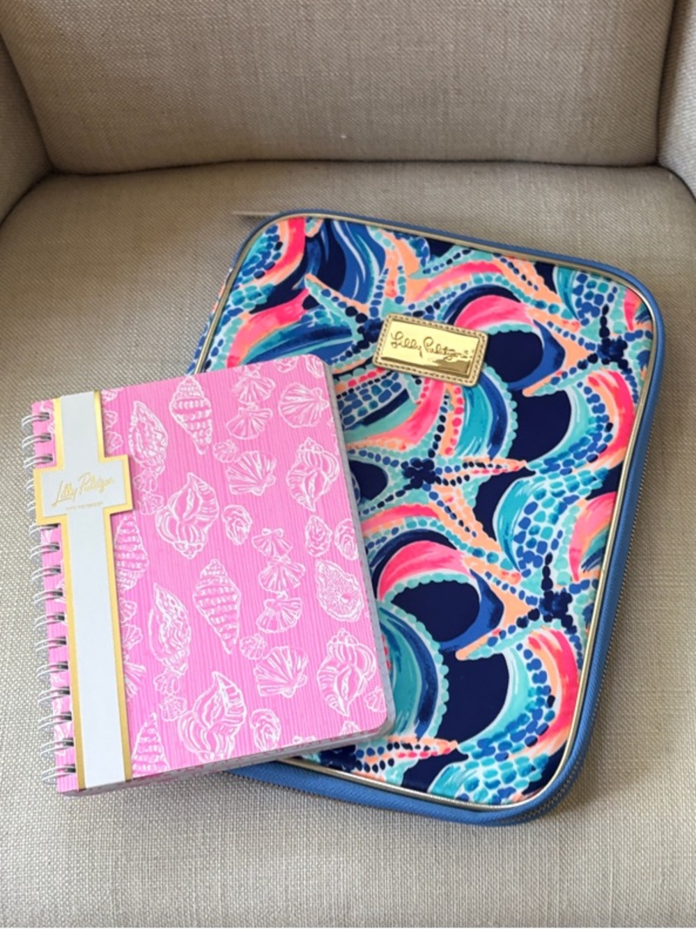 Lilly Pulitzer Navy, Pink & Teal Wave Print Folio Sleeve & Mini Notebook NWOT